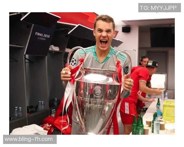 德媒报道拜仁全员参与训练诺伊尔独自进行恢复训练