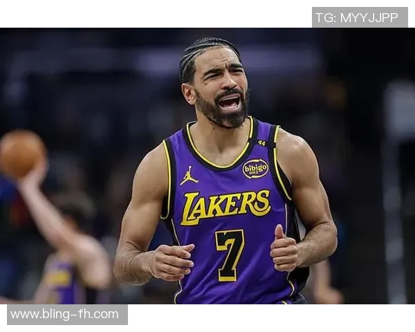 文森特强调里夫斯的重要性期待他在进攻端继续发挥个人风格